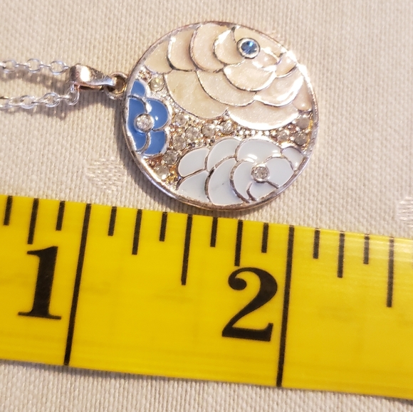 Set- Floral Enamel Pendant & Earrings - Picture 8 of 9